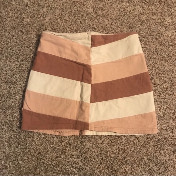 Mauve & White Block Color Skirt - Picture 4 of 4